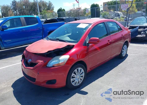 2010 Toyota Yaris z USA, uszkodzony, nr VIN JTDBT4K34A1371883